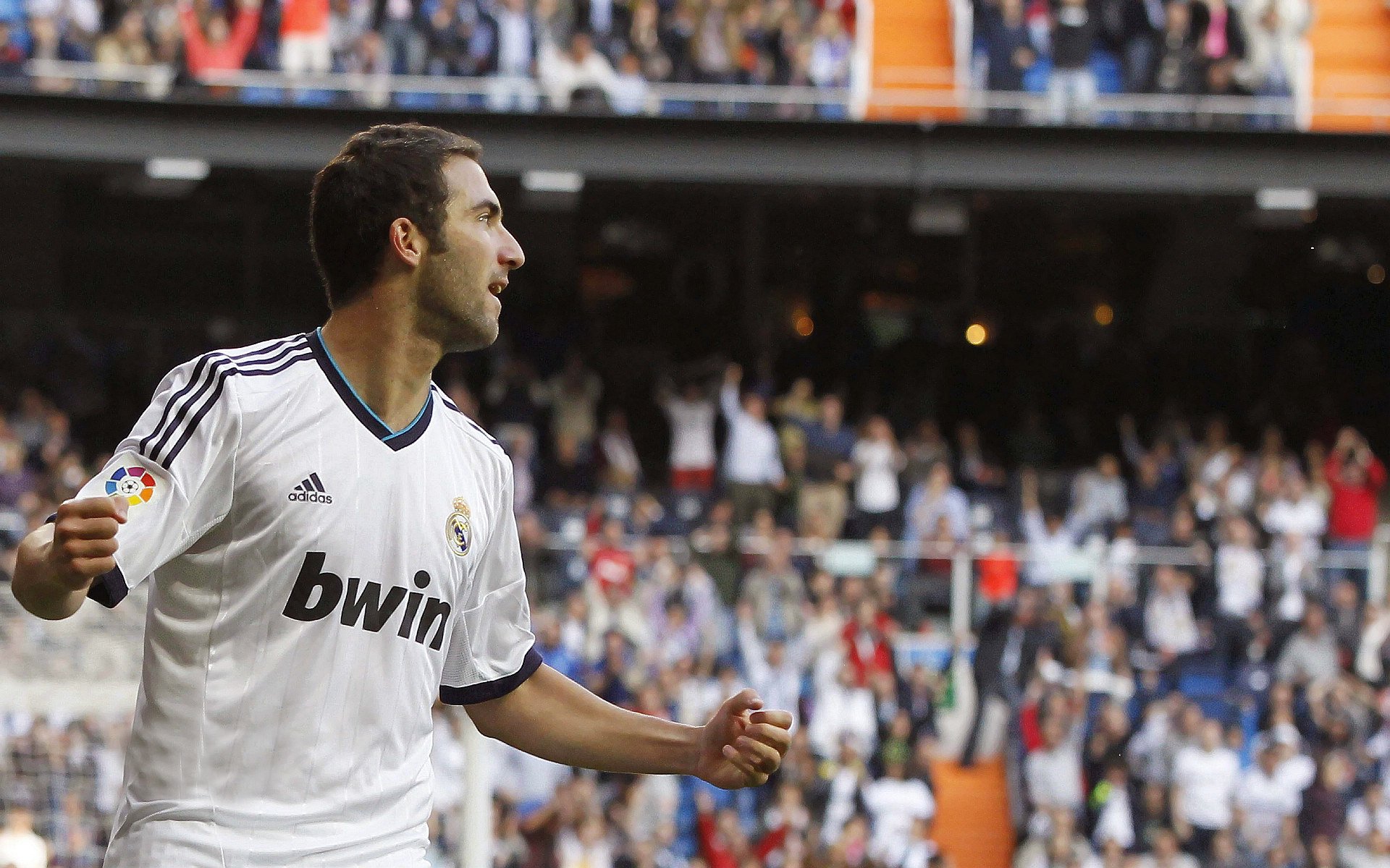 开云体育世界杯-欧冠决赛焦点战，山西队逆转黄蜂，草根逆袭背后的时代寓言